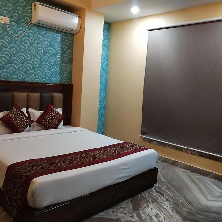 Hotel Aloka Residency كولكاتا المظهر الخارجي الصورة