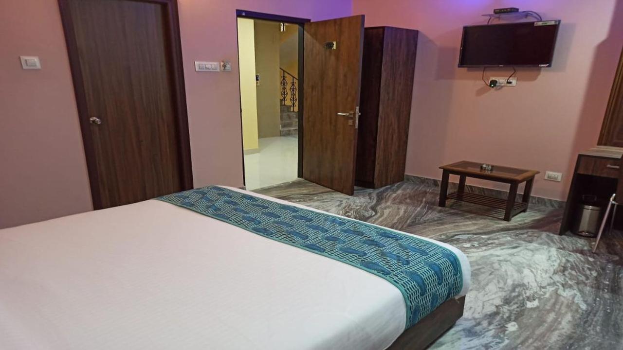 Hotel Aloka Residency كولكاتا المظهر الخارجي الصورة