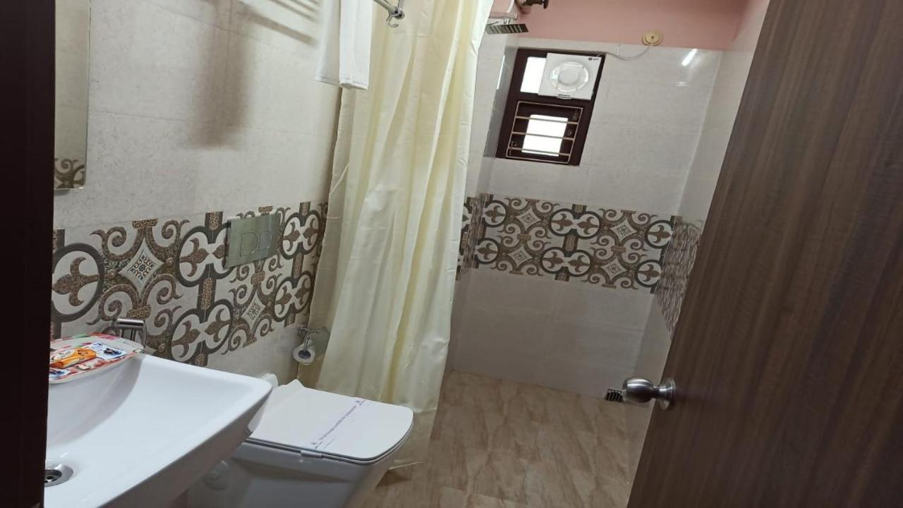 Hotel Aloka Residency كولكاتا المظهر الخارجي الصورة